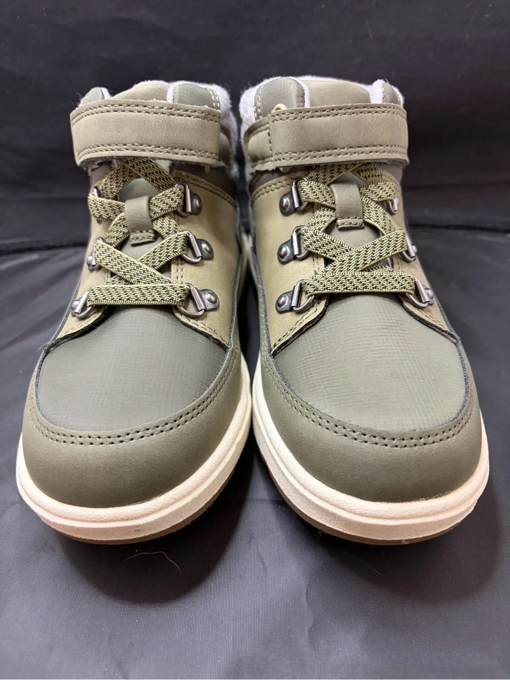 Cat & Jack Boy's Olive Green Kendrick Elastic Lace Sneaker Boots Size 13